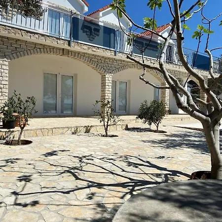 Studio Apartmani Alex Doll Novalja Exterior photo