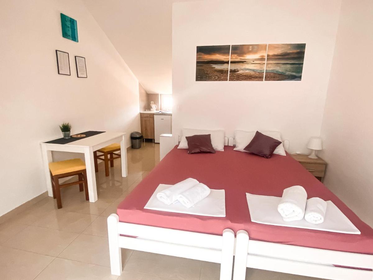 Appartement Alex Doll Novalja