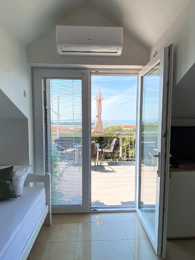 Appartement Alex Doll Novalja